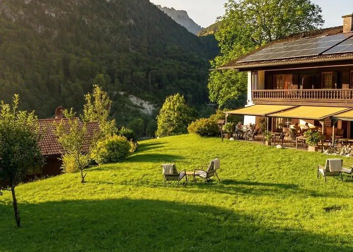 Hotel&Chalets Lampllehen